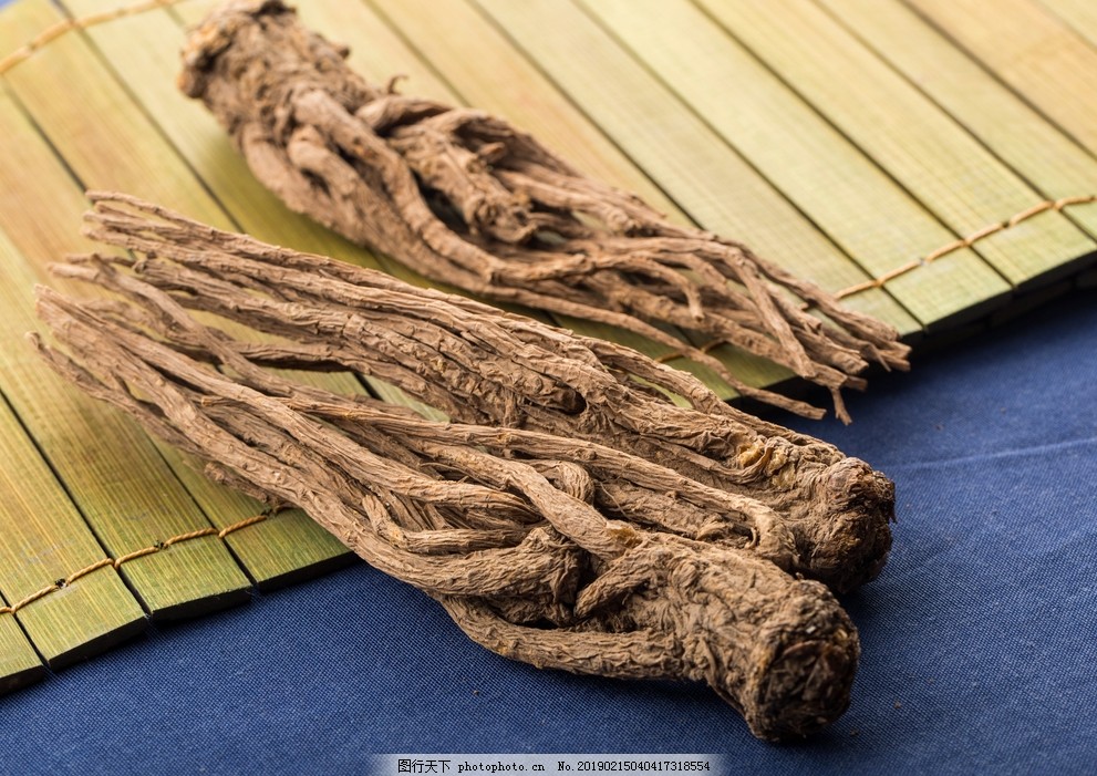 干归,秦哪,涵归尾,当归曲,土当归,中药,中药材,食物,食材,素材,摄影,食物原料,餐饮美食,300DPI,JPG